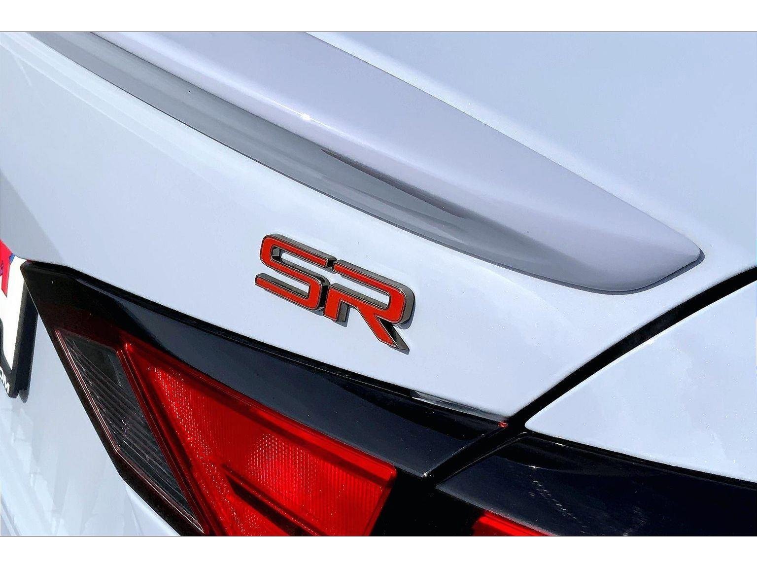 Used 2023 Nissan Altima 2.5 SR w/ SR Premium Package image 8