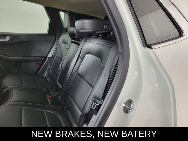 Certified 2020 Ford Escape Titanium image 15