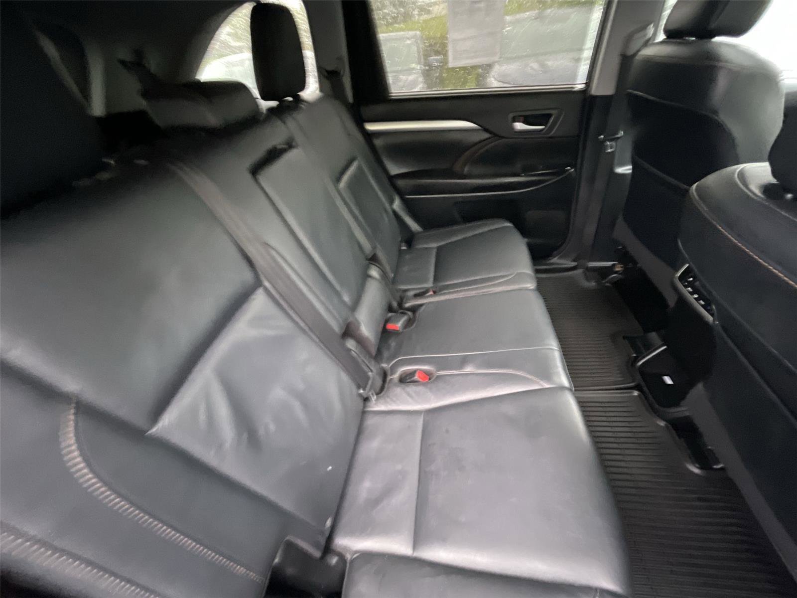 Used 2016 Toyota Highlander XLE w/ Protection Package #3 AWD/4WD image 23