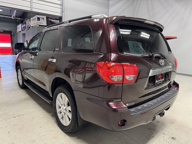 Used 2014 Toyota Sequoia Platinum AWD/4WD image 5