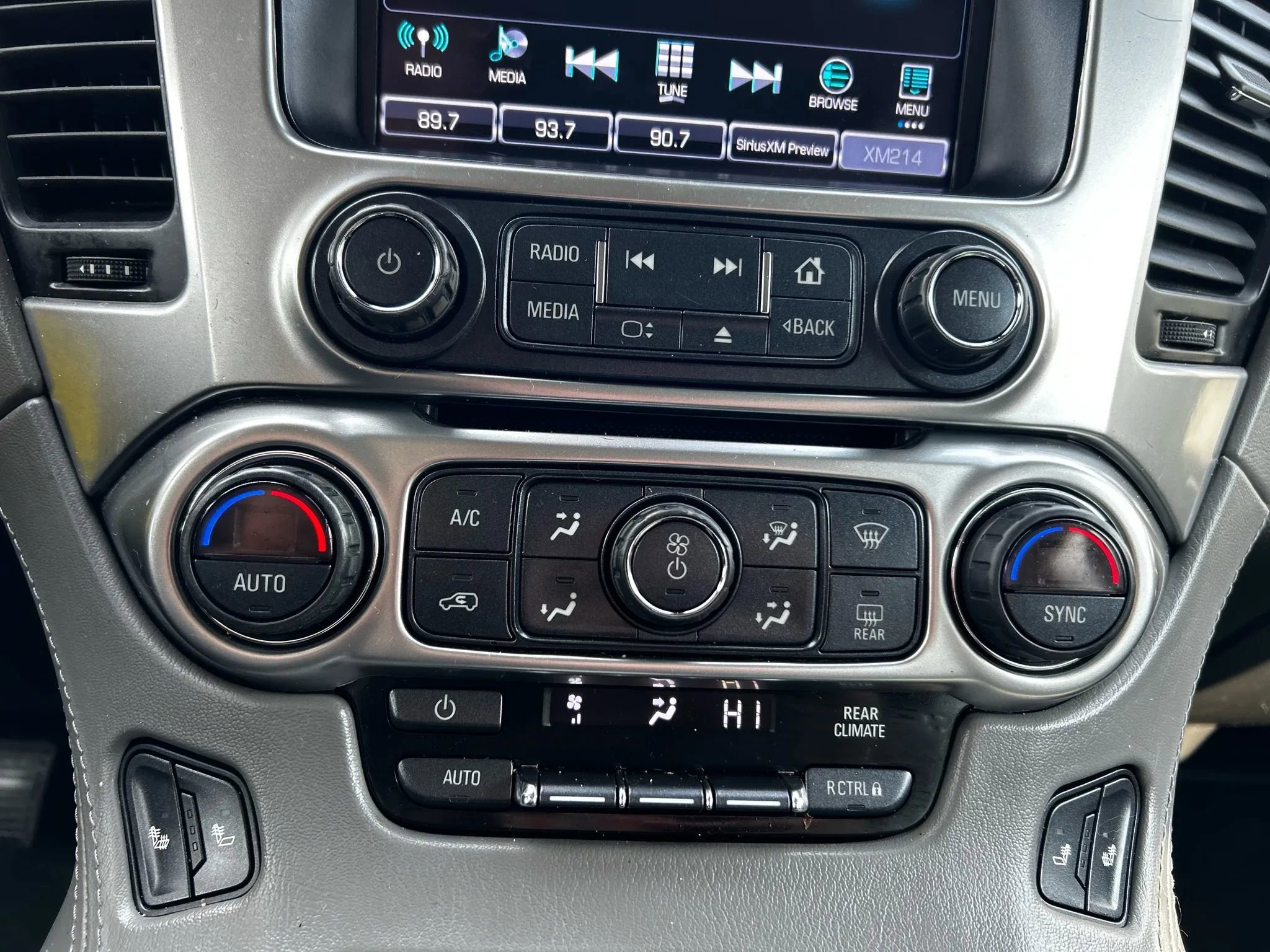 Used 2018 Chevrolet Tahoe LT image 20