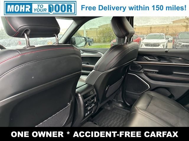 Used 2022 Jeep Grand Cherokee Trailhawk w/ Luxury Tech Group III image 28