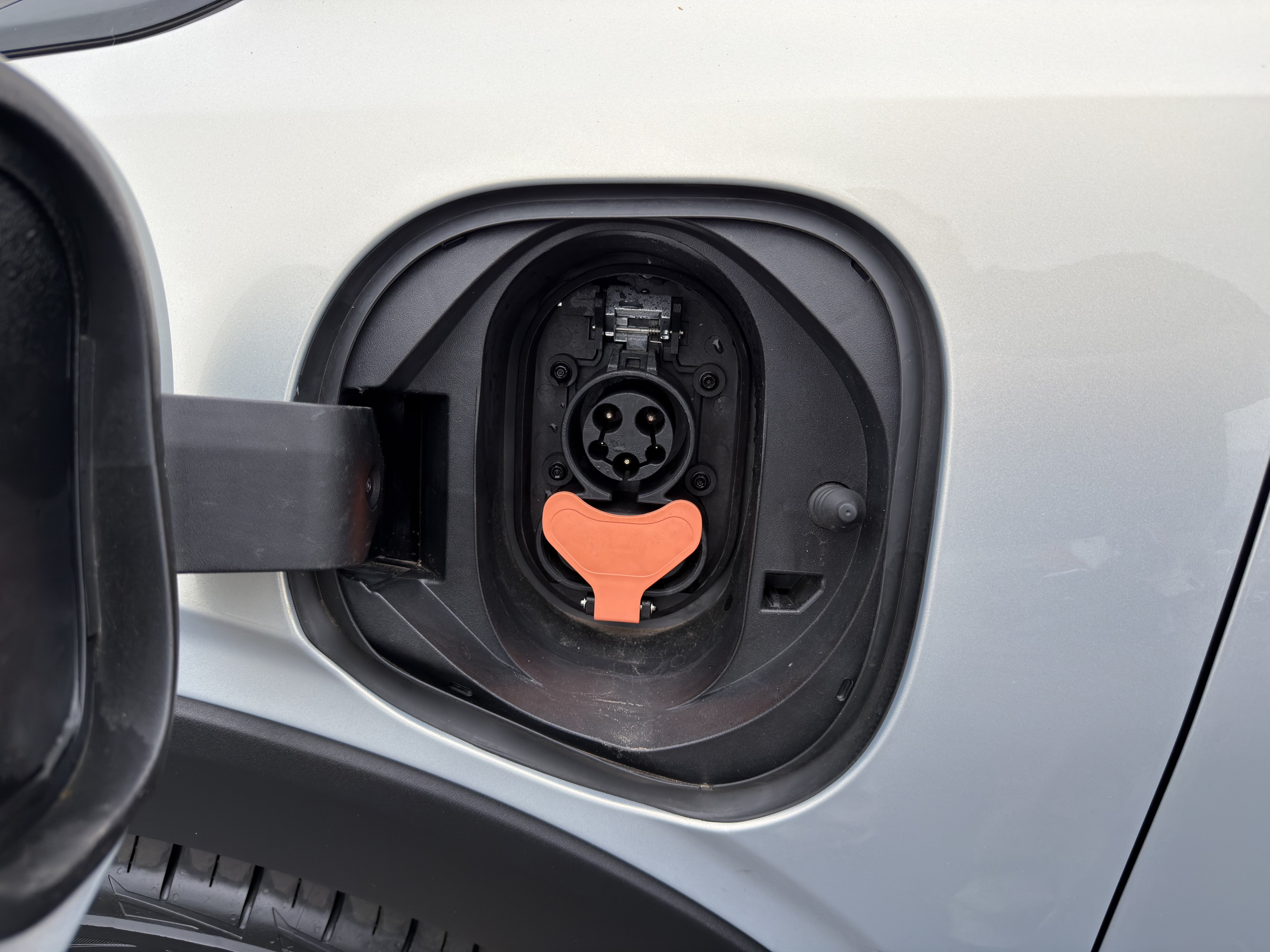 Used 2023 Chevrolet Bolt EUV Premier w/ Sun & Sound Package FWD image 40