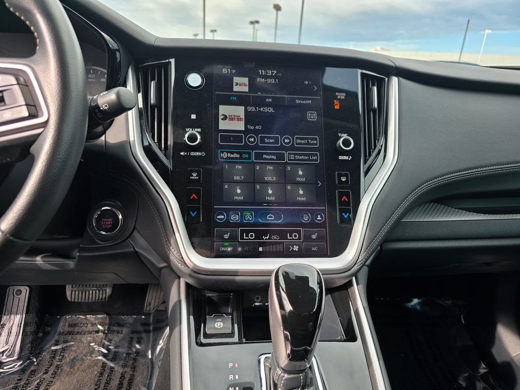 Used 2025 Subaru Outback Premium image 8