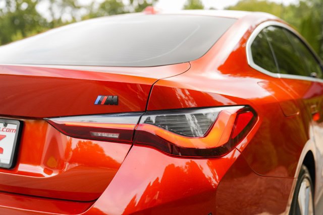 Used 2023 BMW i4 eDrive40 w/ Premium Package RWD image 15