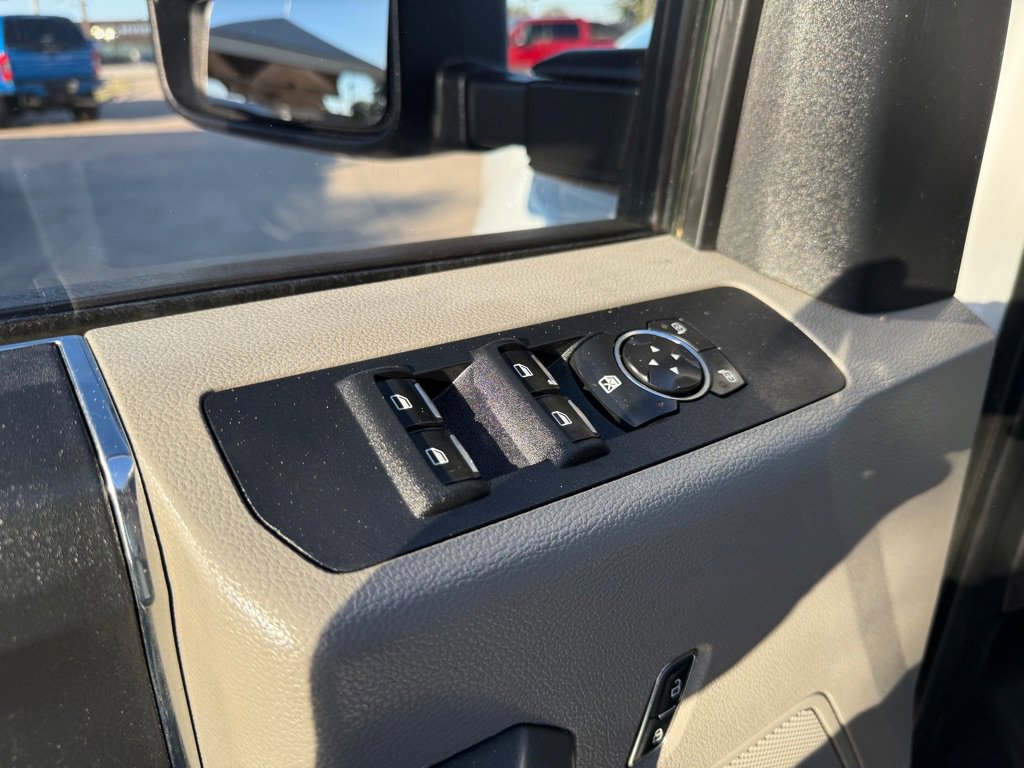 Used 2017 Ford F250 XLT AWD/4WD image 18