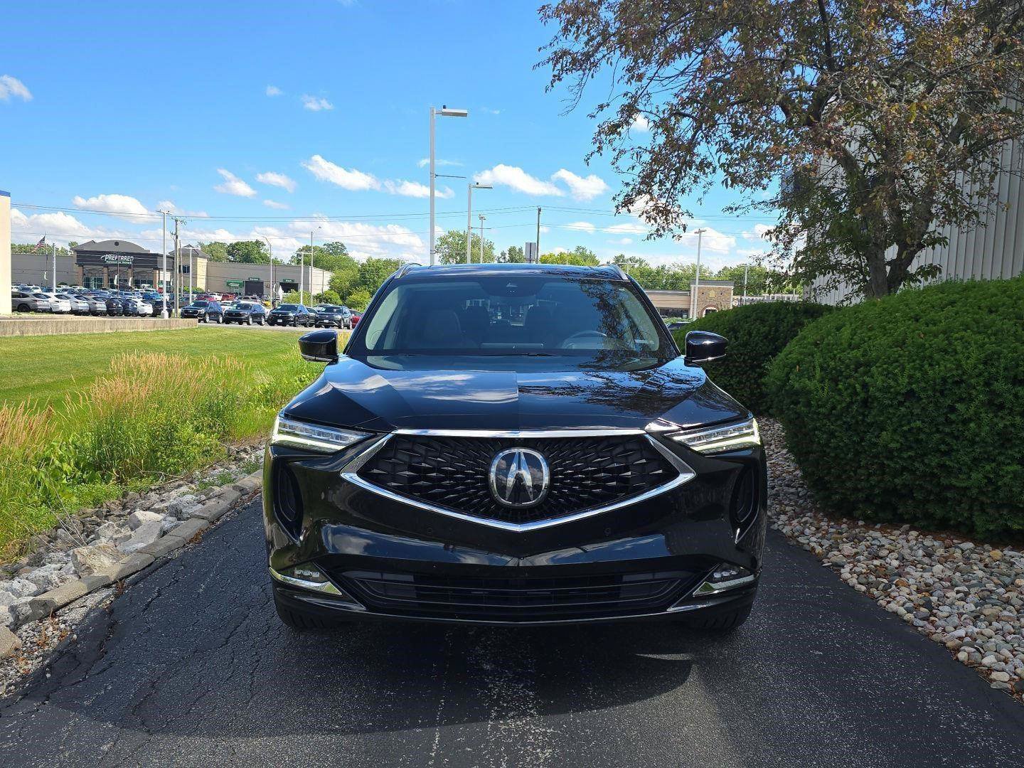 Certified 2023 Acura MDX SH-AWD w/ Advance Package image 2