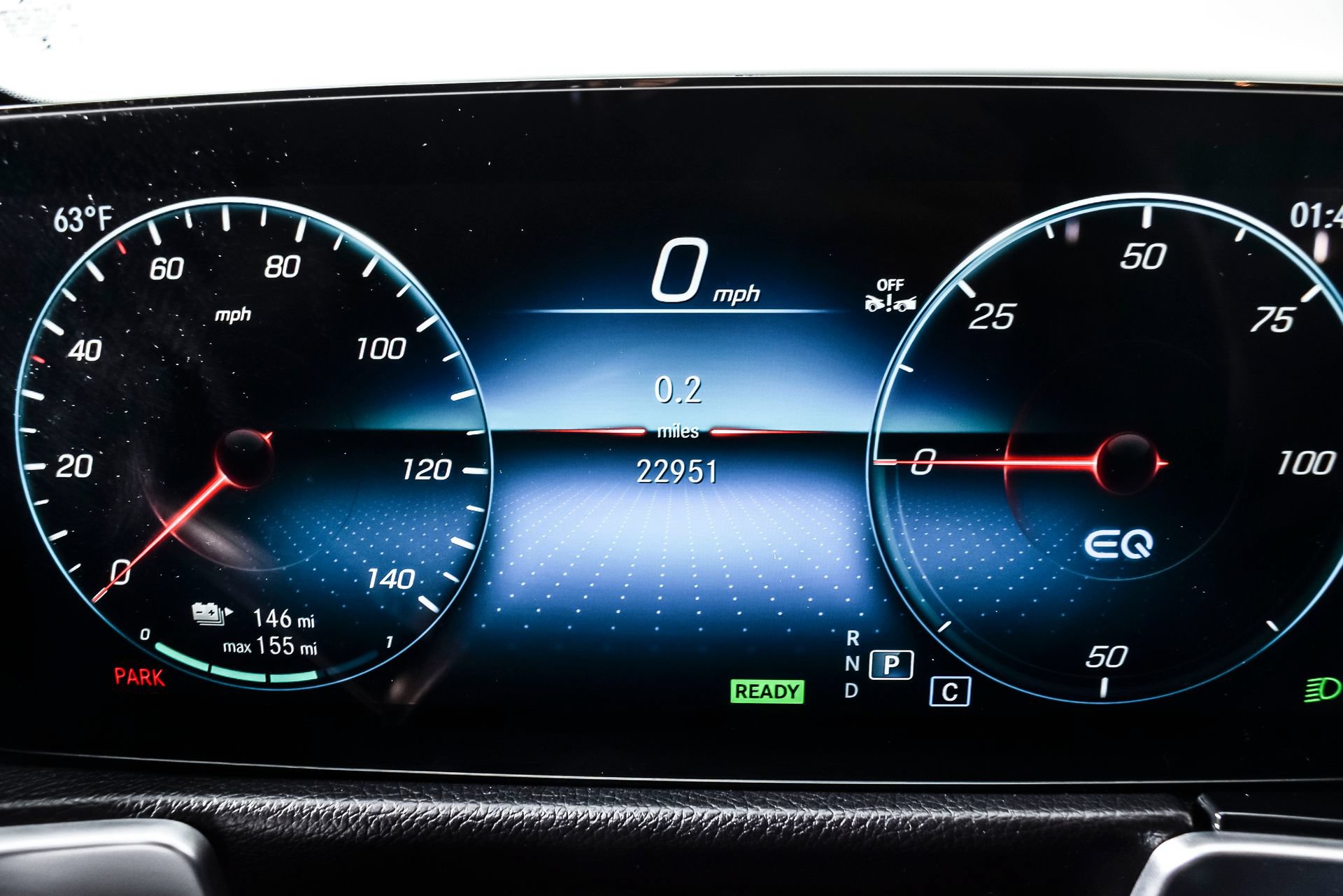 Used 2023 Mercedes-Benz EQB 300 4MATIC image 19