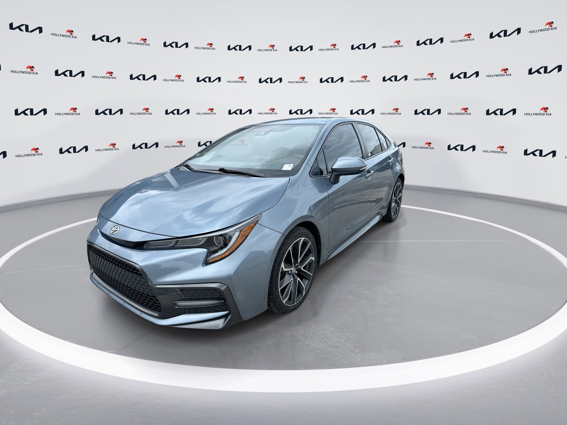 Used 2021 Toyota Corolla SE FWD image 4