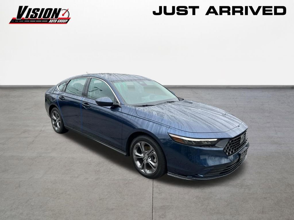 Used 2023 Honda Accord EX image 3