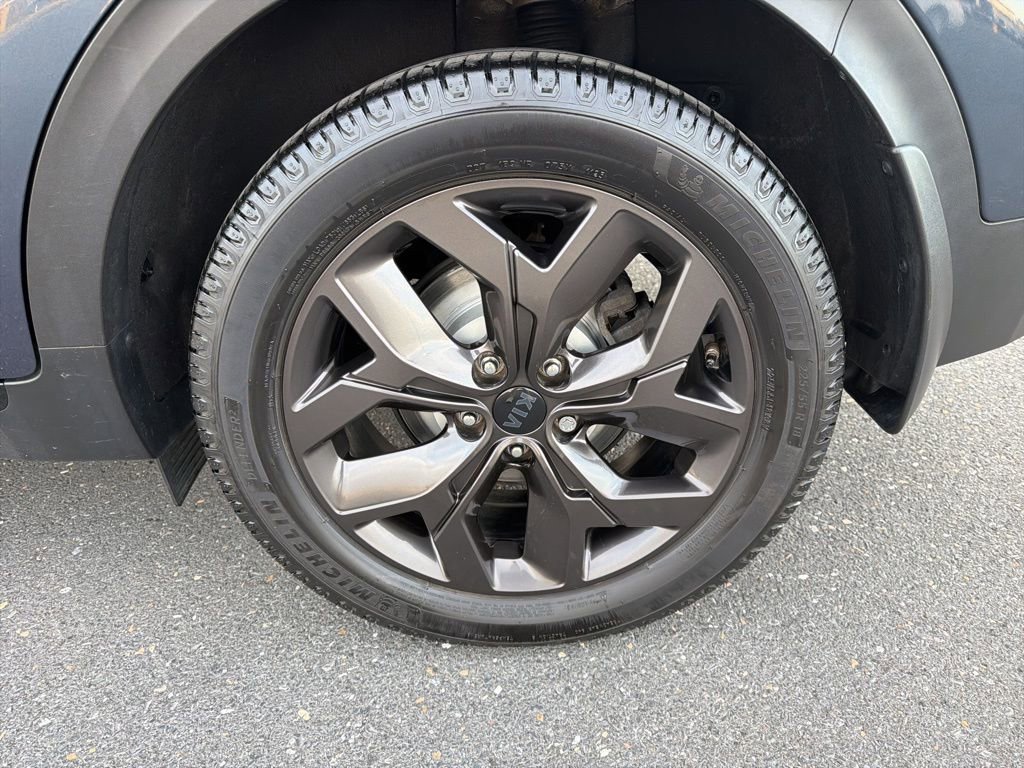Used 2022 Kia Sportage Nightfall Edition image 13