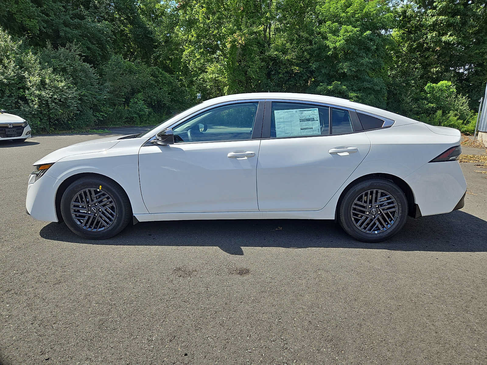 New 2027 Nissan Sentra SV w/ Floor Mat Package FWD image 7
