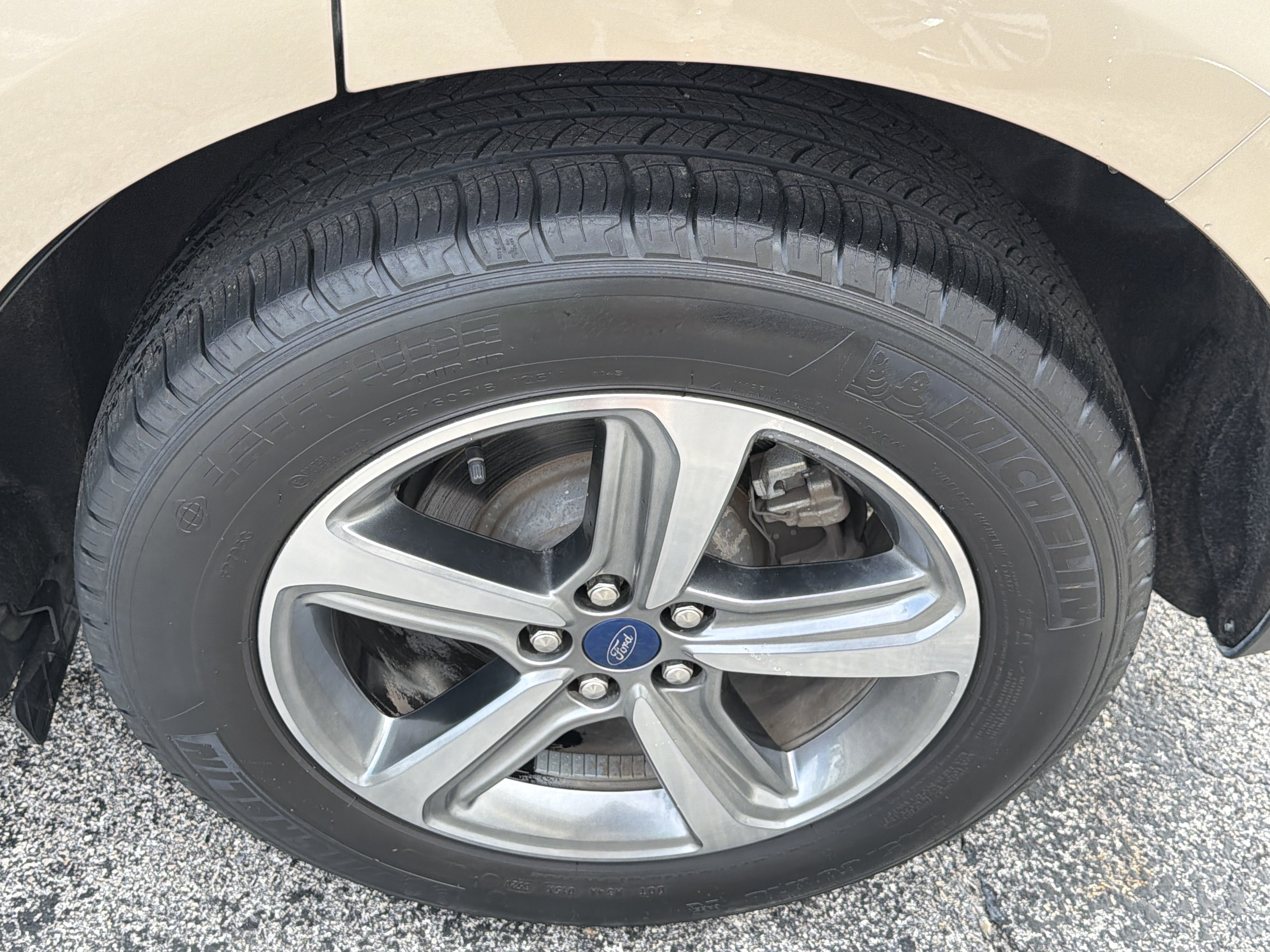 Used 2020 Ford Edge SEL w/ Convenience Package FWD image 18