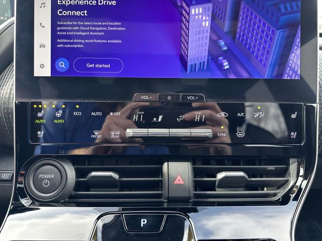 Used 2024 Subaru Solterra Touring w/ Touring Package image 19