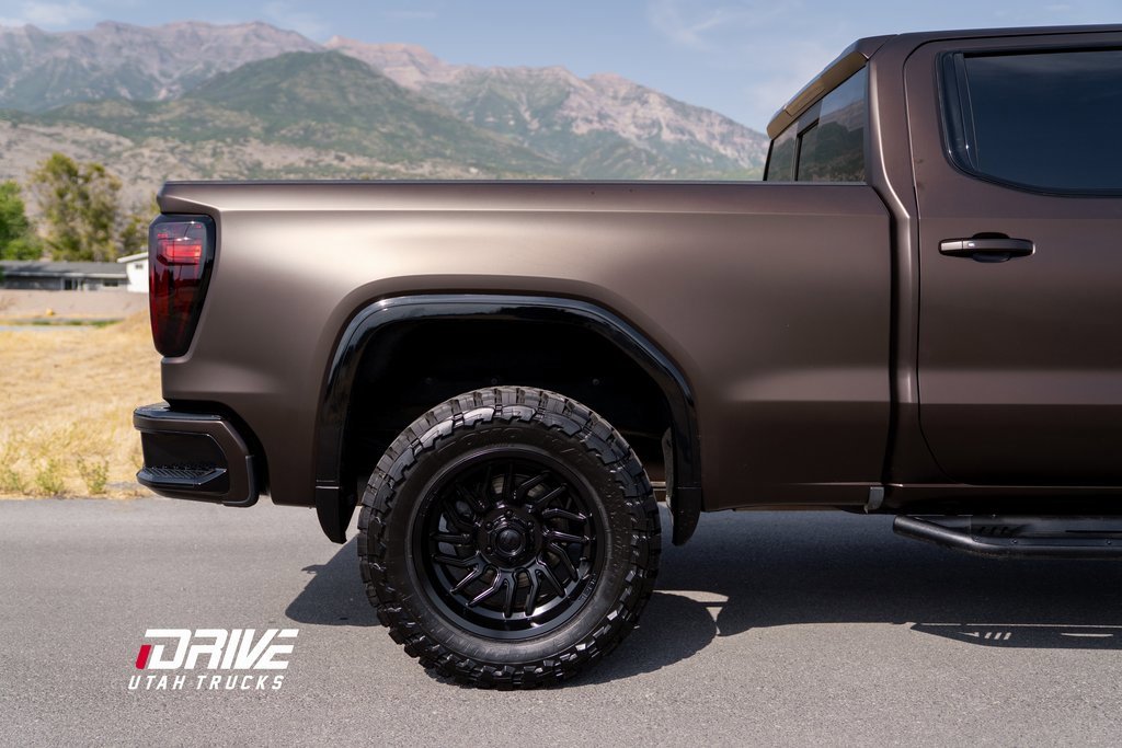 Used 2022 GMC Sierra 1500 AT4 image 12