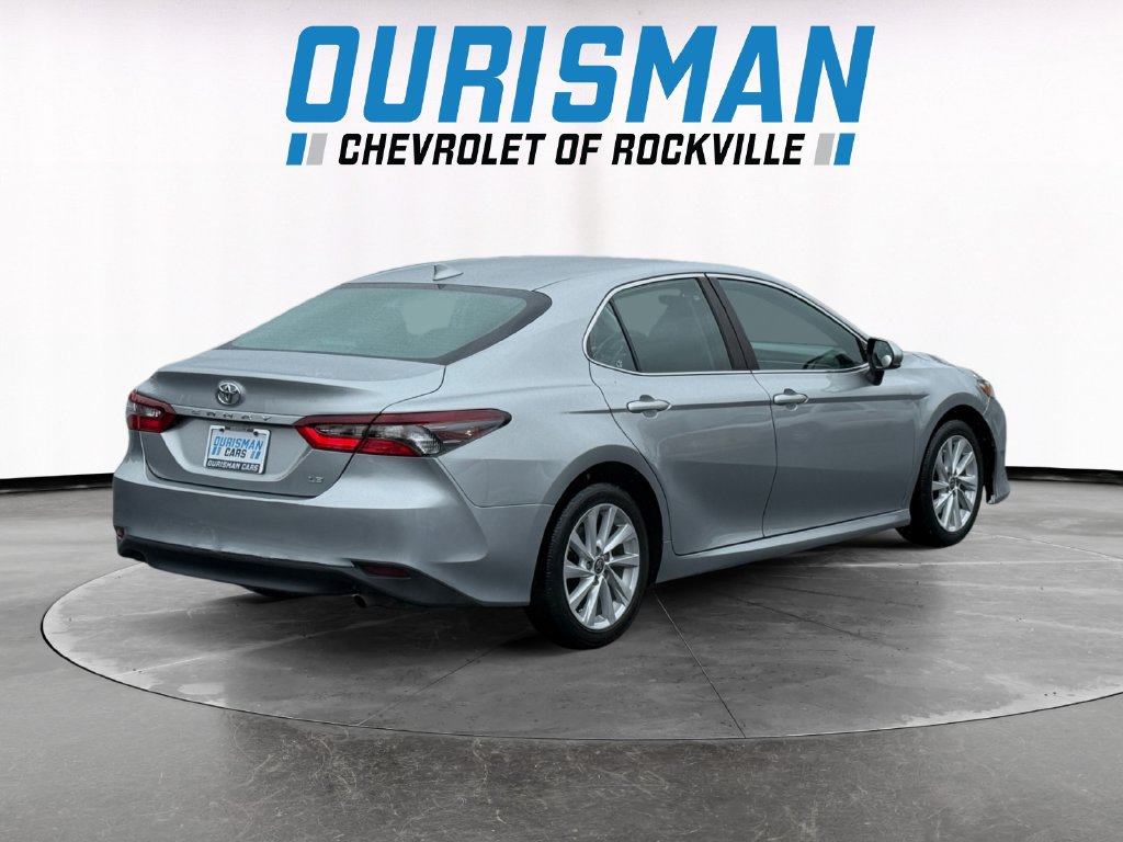 Used 2022 Toyota Camry LE FWD image 6
