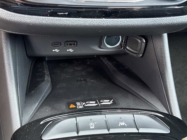 New 2026 Buick Envista Sport Touring w/ Convenience I Package FWD image 24