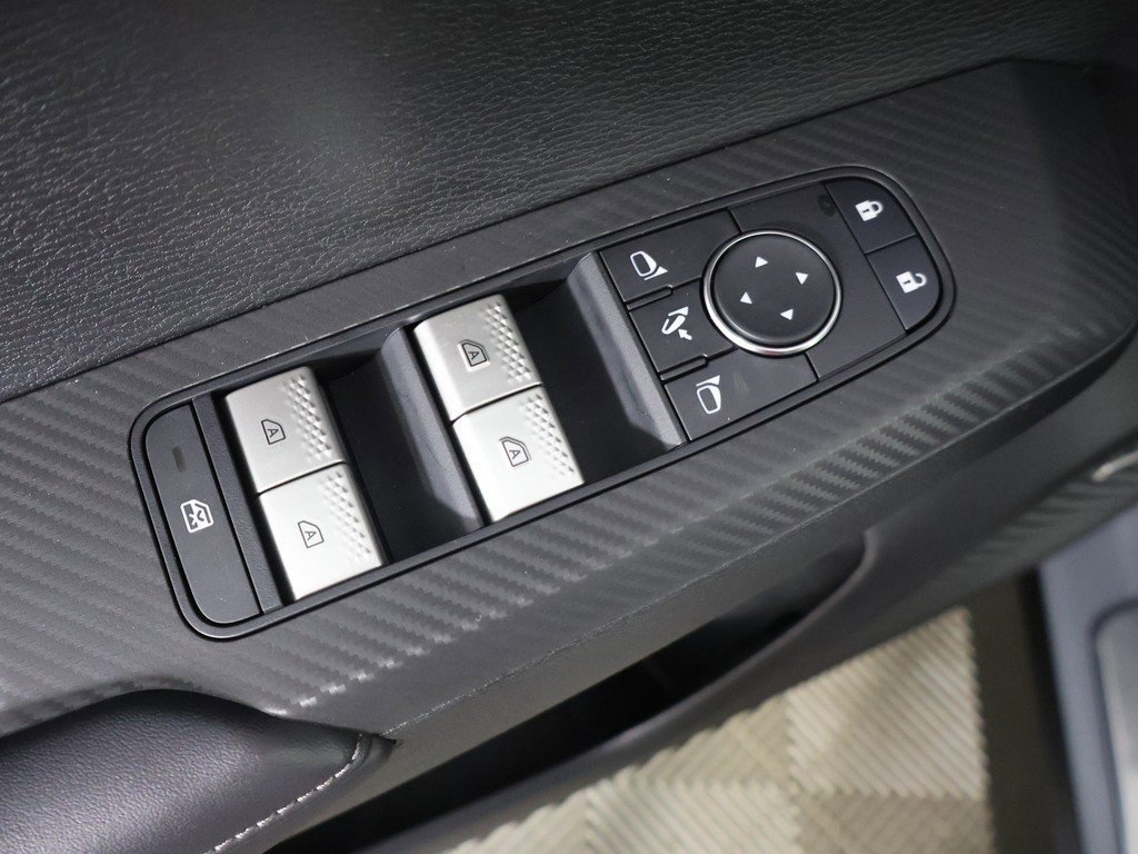 New 2026 Mitsubishi Outlander SEL image 42