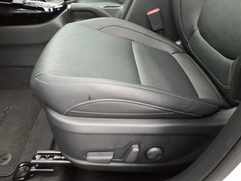Used 2025 Kia Seltos EX w/ EX Sunroof Package image 15