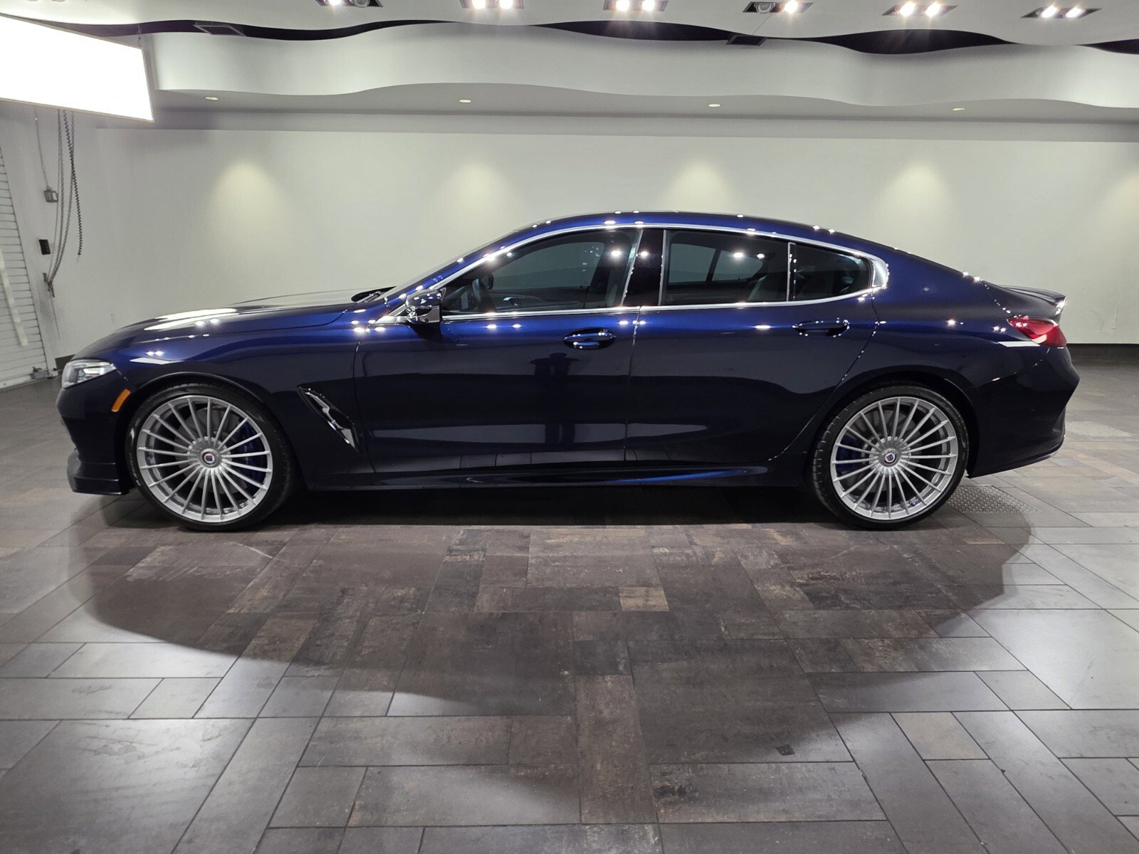 Used 2025 BMW ALPINA B8 xDrive Gran Coupe image 3