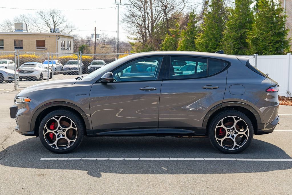 Used 2024 Alfa Romeo Tonale Veloce w/ Active Assist Package image 4