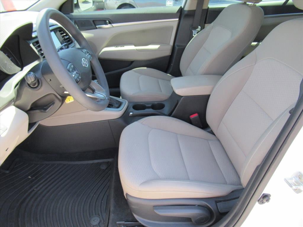 Used 2020 Hyundai Elantra SEL FWD image 16