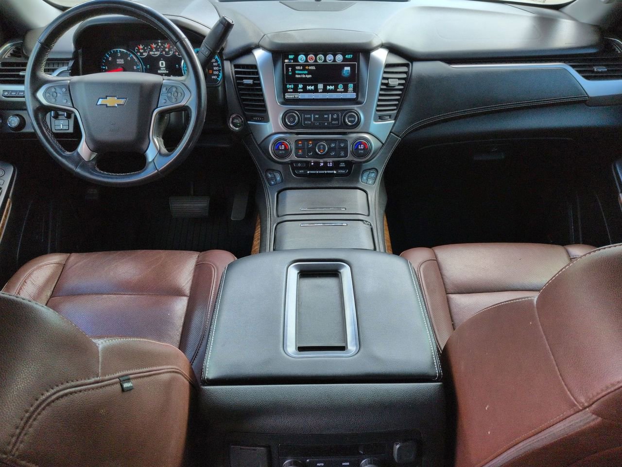 Used 2019 Chevrolet Suburban Premier w/ Premier Plus Edition image 21