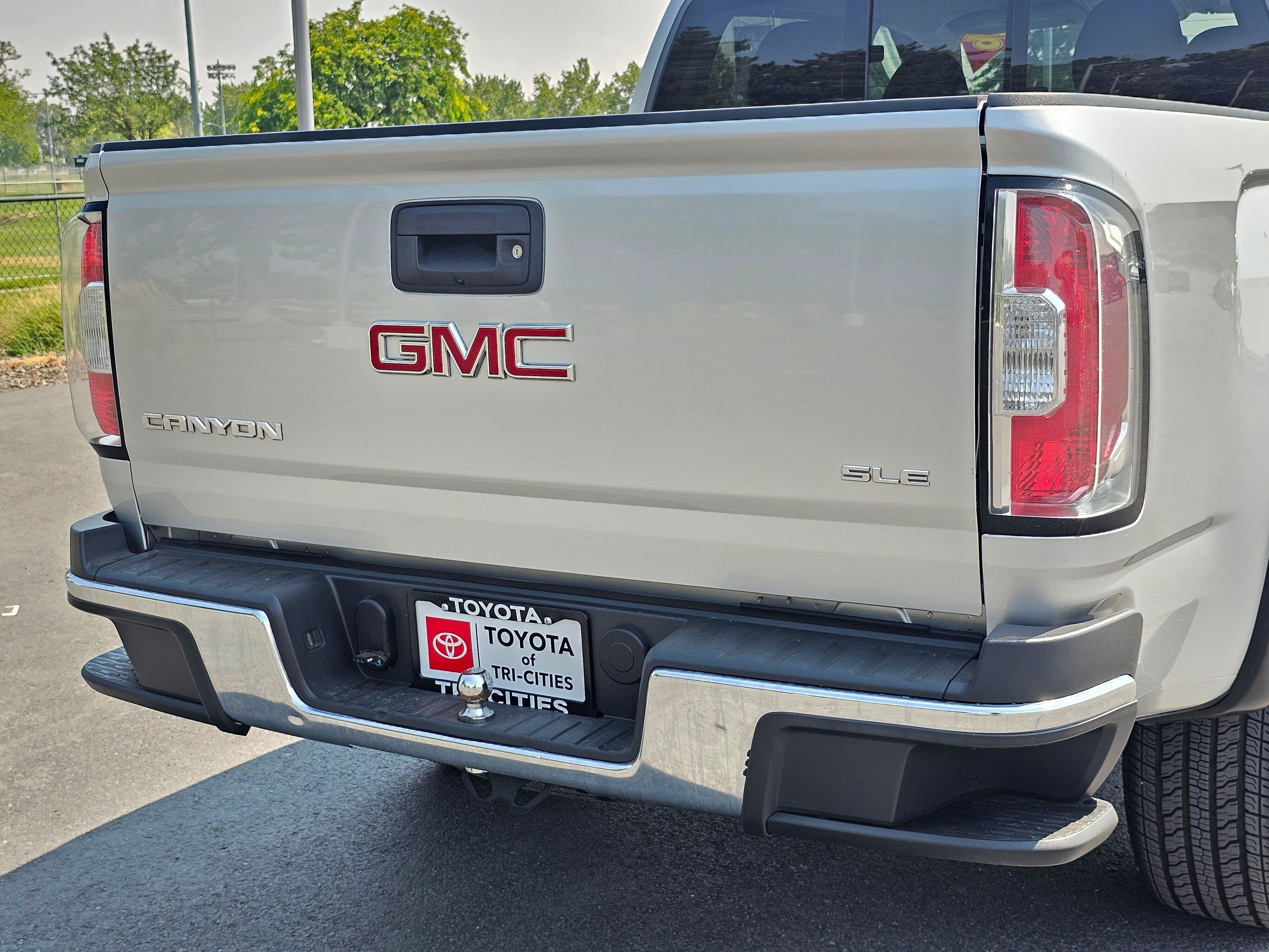 Used 2016 GMC Canyon SLE w/ SLE Convenience Package RWD image 13