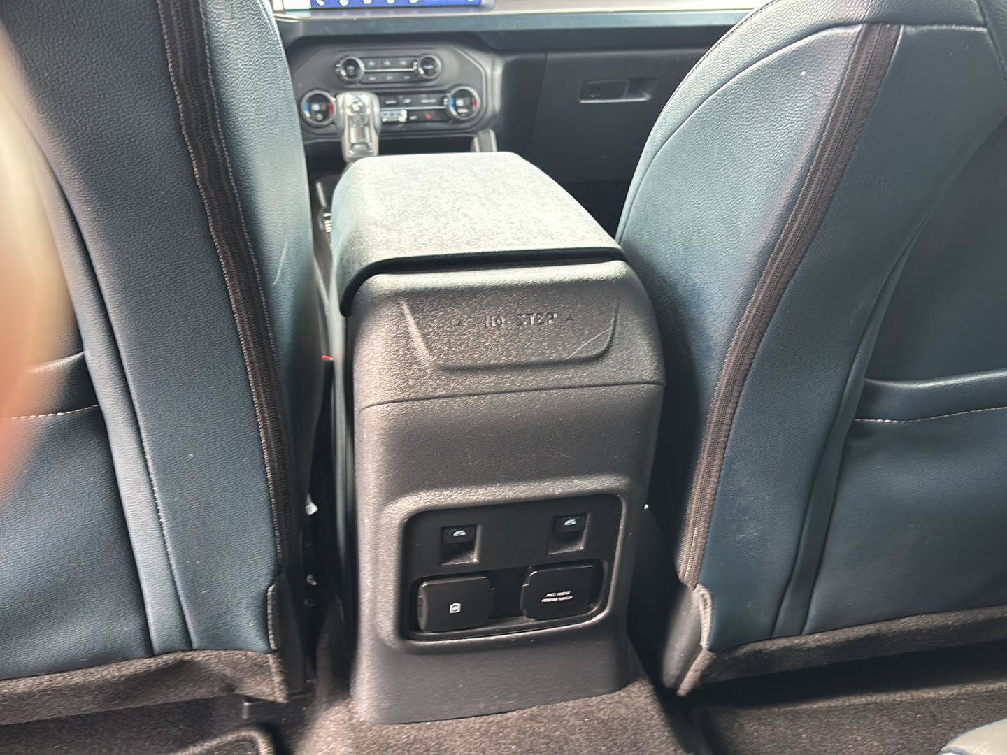 Used 2023 Ford Bronco Outer Banks image 19