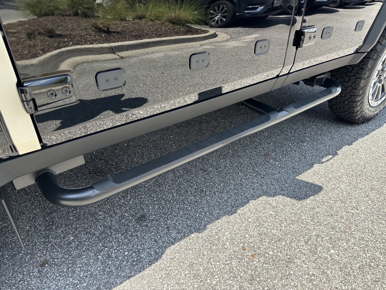 Used 2025 INEOS Grenadier Fieldmaster Edition image 12