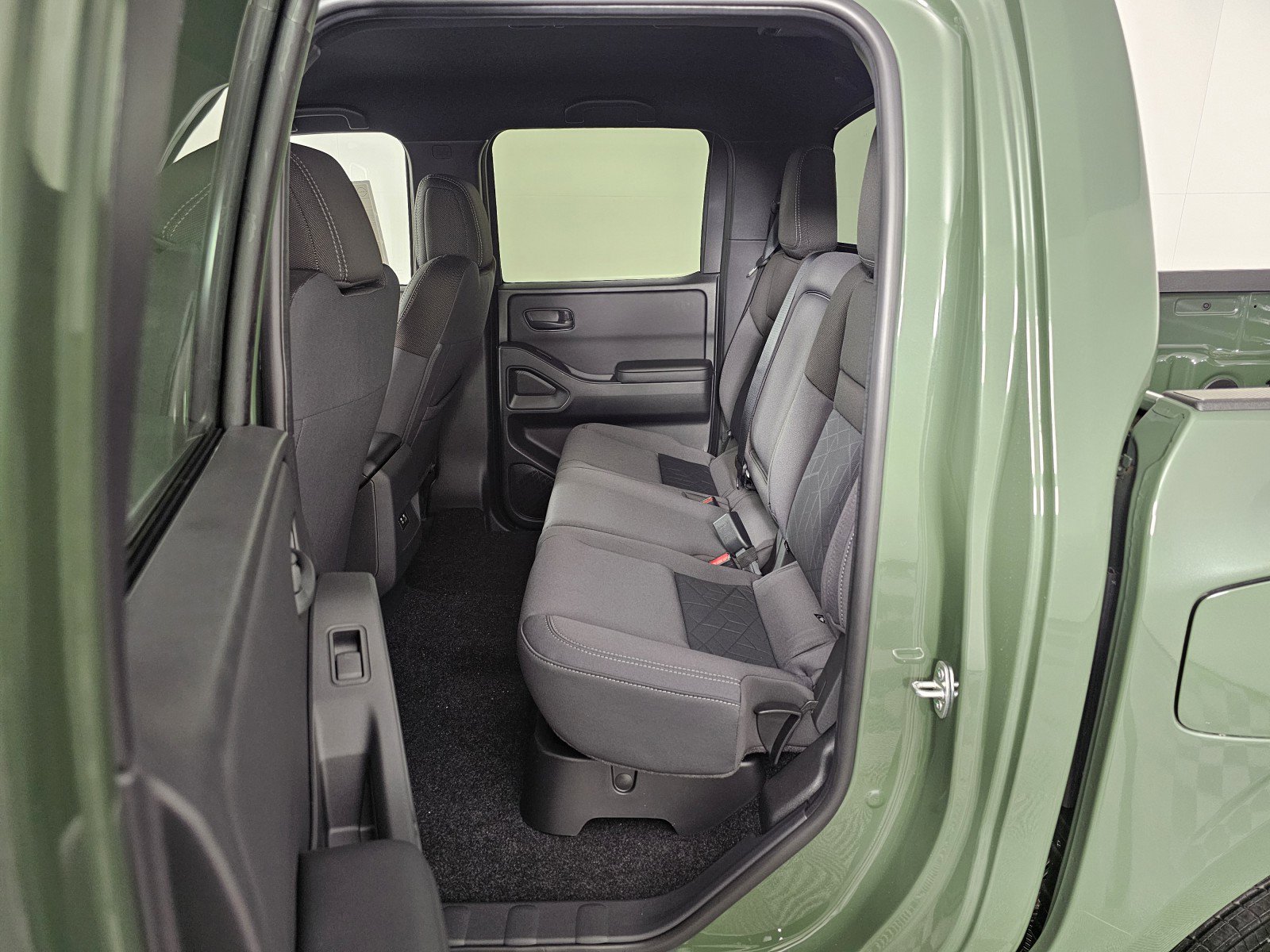 New 2026 Nissan Frontier SV image 19