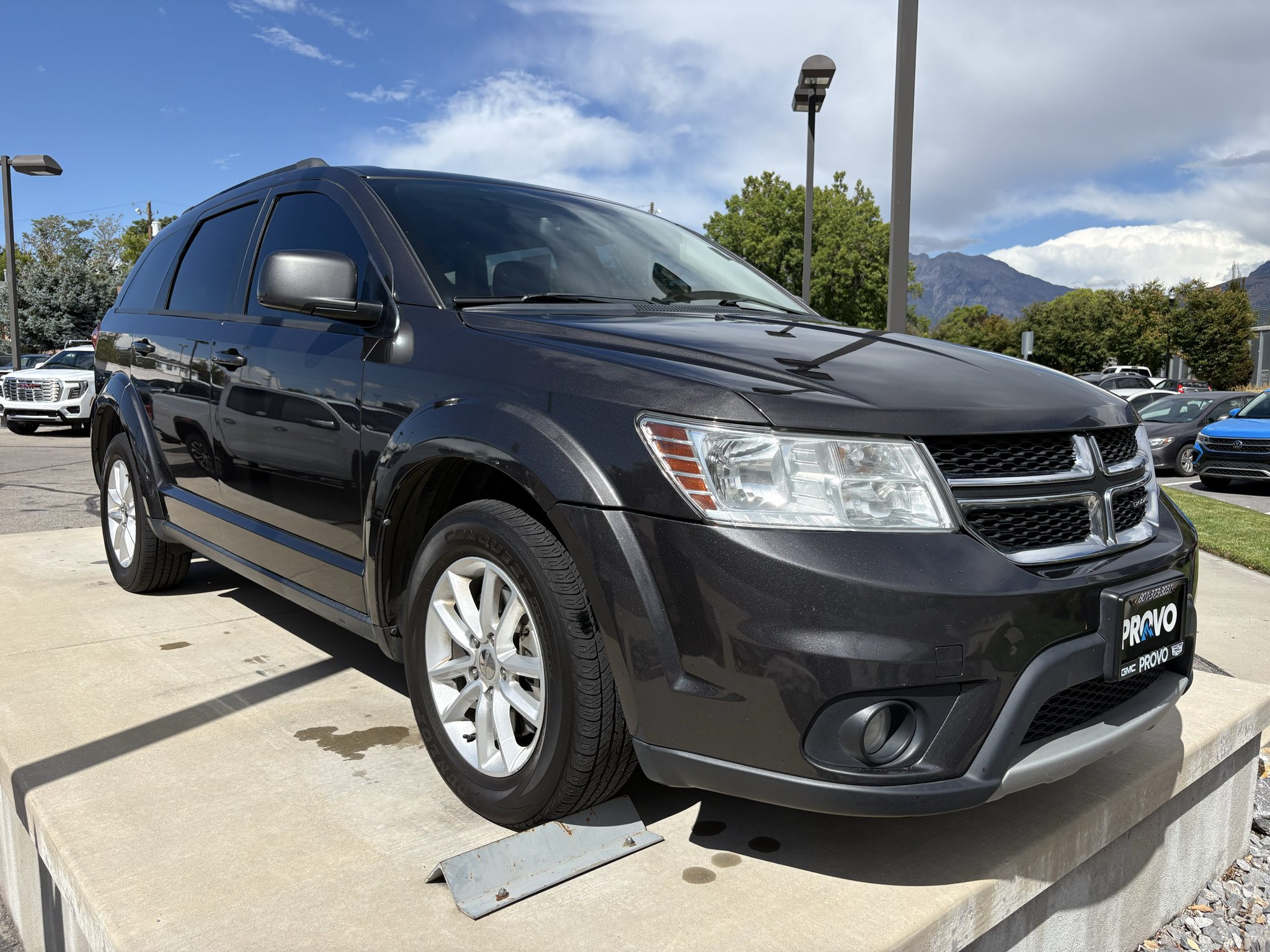 Used 2017 Dodge Journey SXT w/ Premium Group FWD image 1