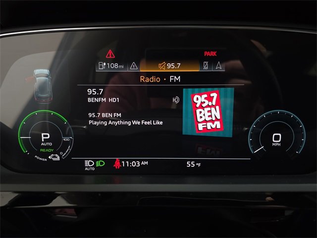 Used 2020 Audi e-tron Premium Plus image 19