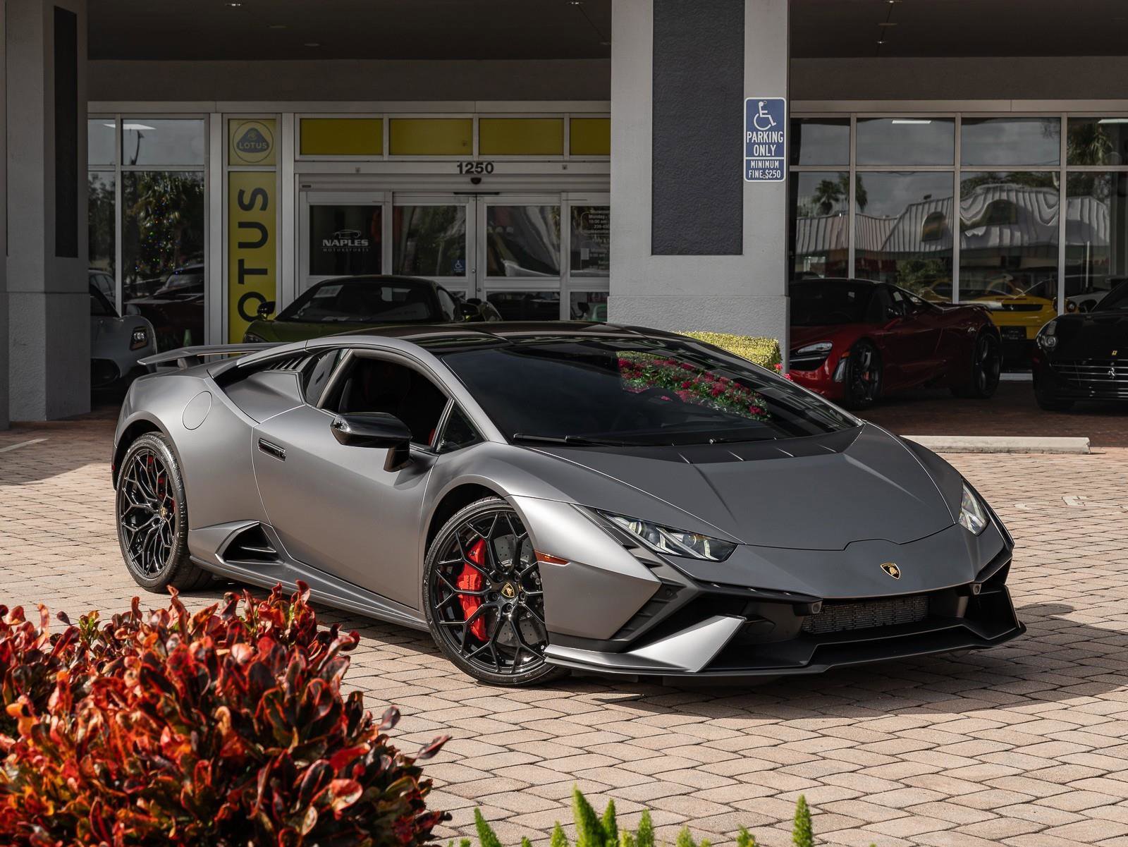 Used 2024 Lamborghini Huracan Tecnica image 20
