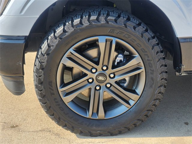 Used 2022 Ford F150 XLT w/ Equipment Group 302A High AWD/4WD image 17