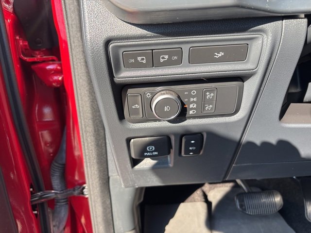 Used 2022 Ford F150 Lariat w/ Max Trailer Tow Package image 25