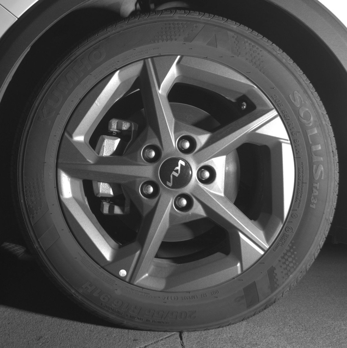 Used 2025 Kia K4 LXS image 12