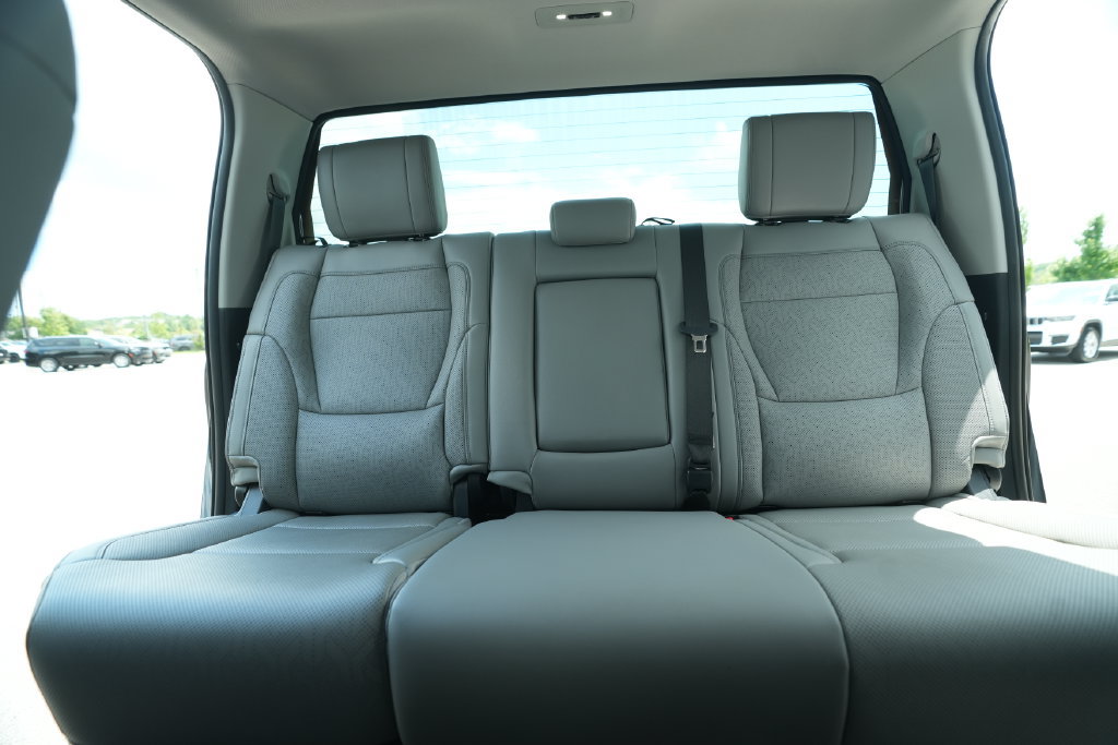 Used 2024 Toyota Tundra Limited w/ Power Package RWD image 40