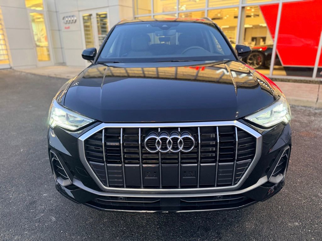 Used 2025 Audi Q3 2.0T Premium Plus w/ Premium Plus Package image 9