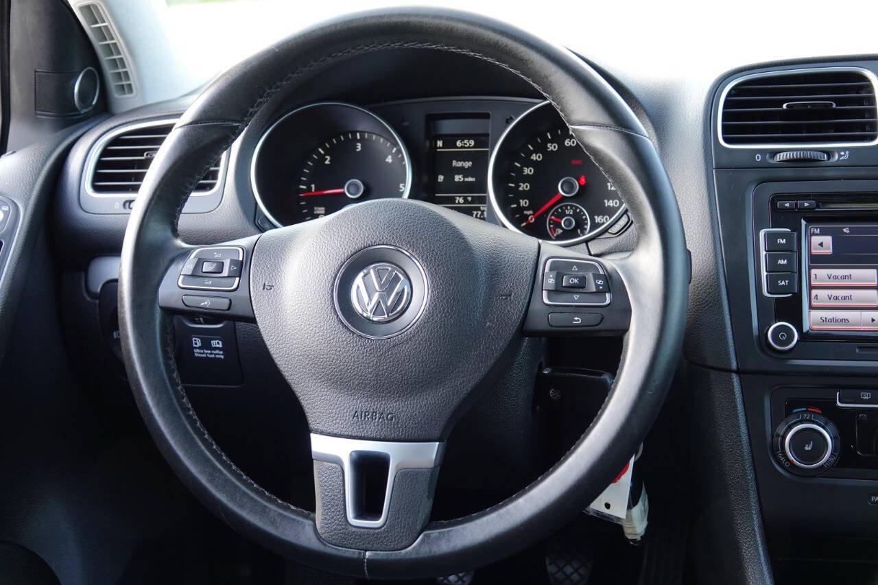 Used 2011 Volkswagen Golf TDI w/ Cold Weather Pkg FWD image 61