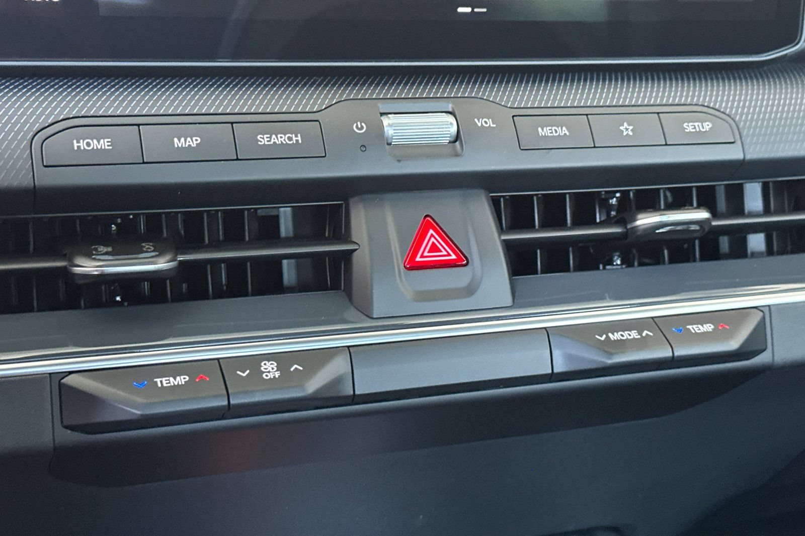 New 2026 Kia K4 GT-Line w/ GT-Line Sunroof Package FWD image 19