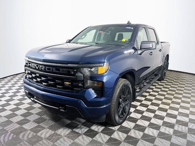 Used 2022 Chevrolet Silverado 1500 Custom AWD/4WD image 3