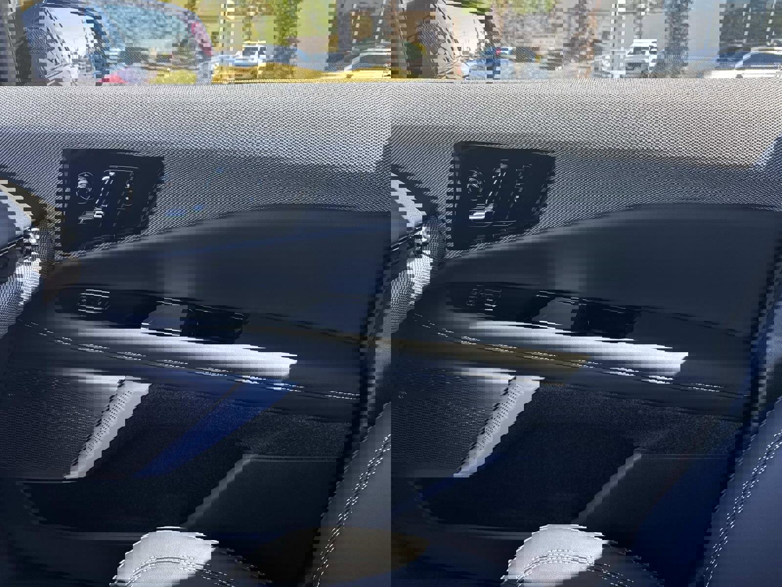 Certified 2026 Cadillac Optiq Luxury 1 image 22