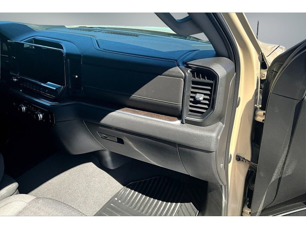 Used 2022 GMC Sierra 1500 Elevation image 23