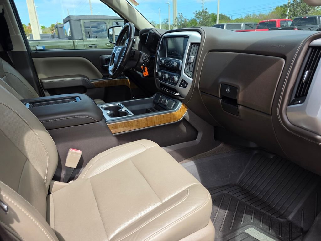 Used 2018 GMC Sierra 1500 SLT AWD/4WD image 9