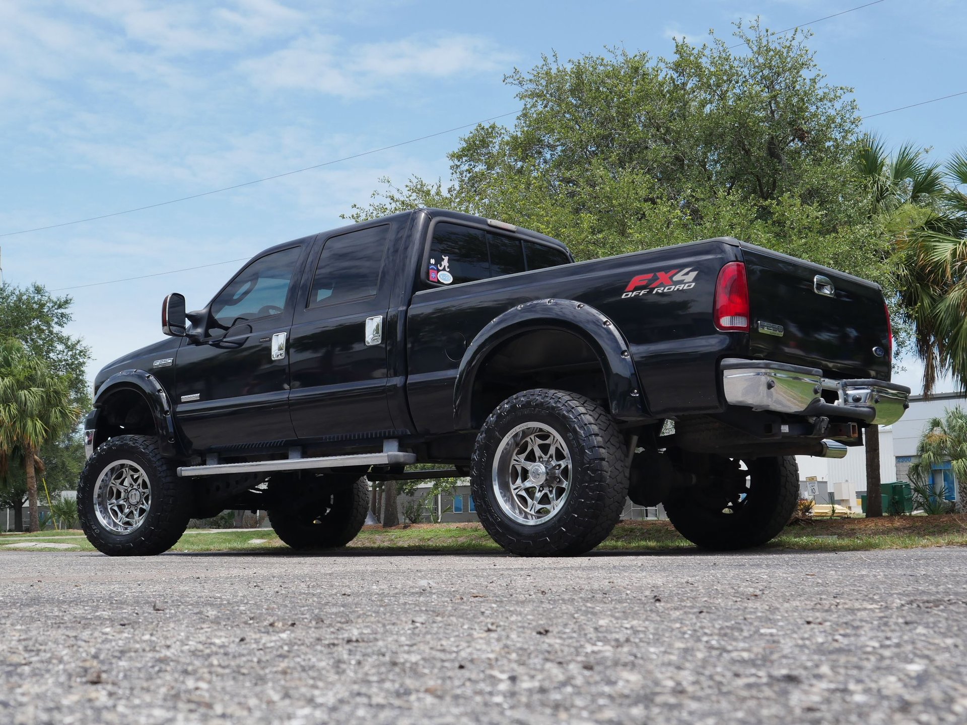 Used 2006 Ford F250 4x4 Crew Cab Super Duty image 11