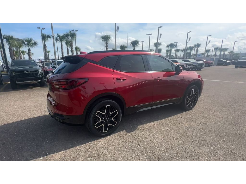 Used 2023 Chevrolet Blazer RS w/ Enhanced Convenience Package FWD image 2