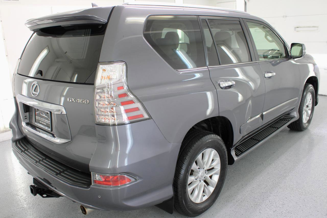 Used 2015 Lexus GX 460 w/ Premium Package AWD/4WD image 9