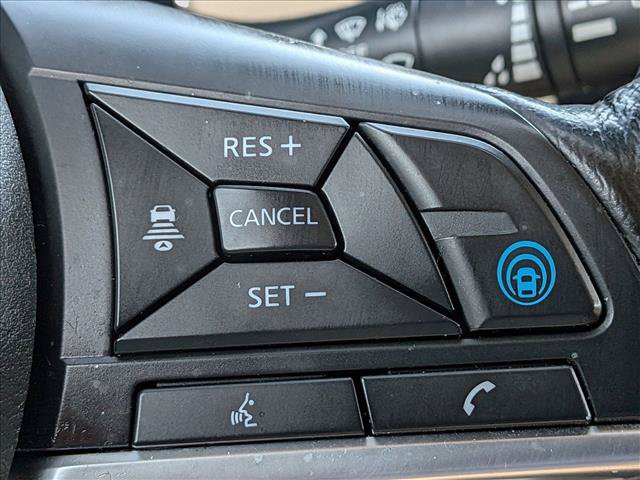 Used 2020 Nissan Rogue SV w/ Premium Package FWD image 14