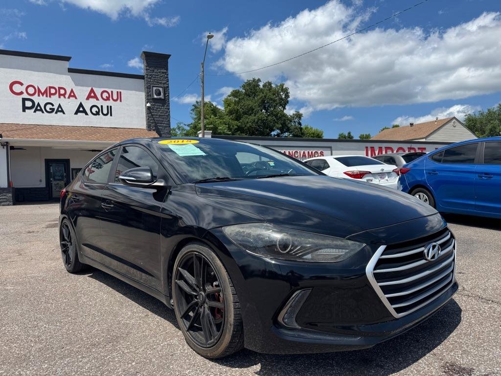Used 2018 Hyundai Elantra Sport w/ Cargo Package FWD image 3